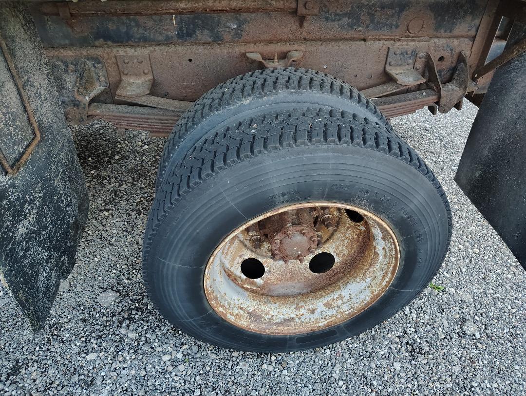 1998 GMC Top Kick C5500 - Image 12